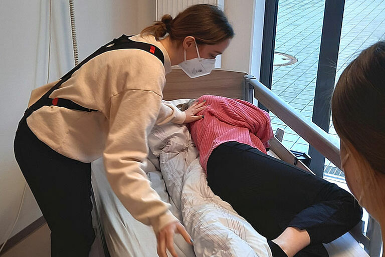 Exoskelette als Unterstützung für Pflegekräfte